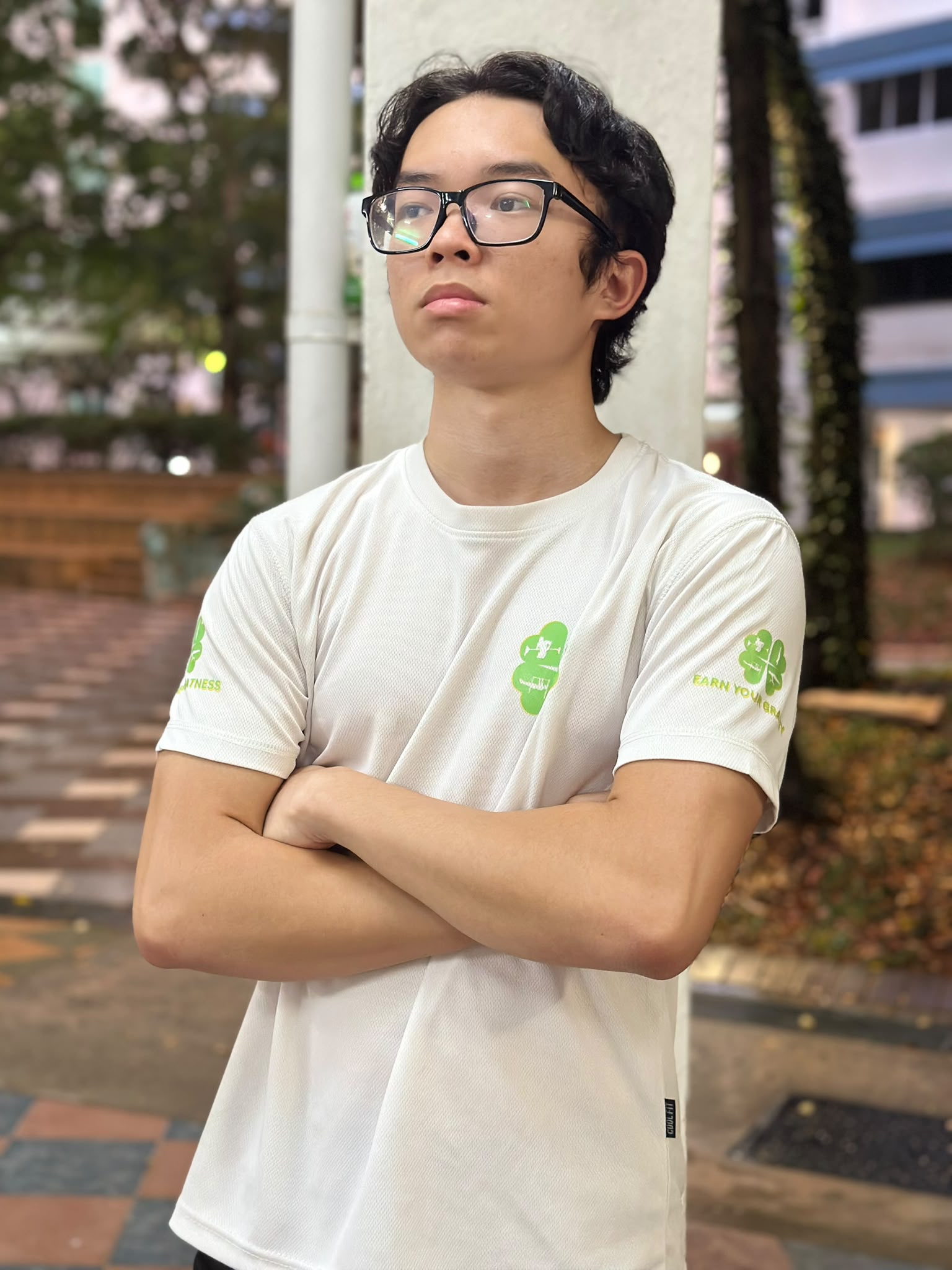 CloverCali athlete wearing a CloverCali shirt